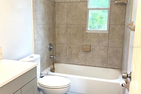 Casa en venta en Largo, Florida, 3 dormitorios, 102.1 m2 № 2381047 - foto 13