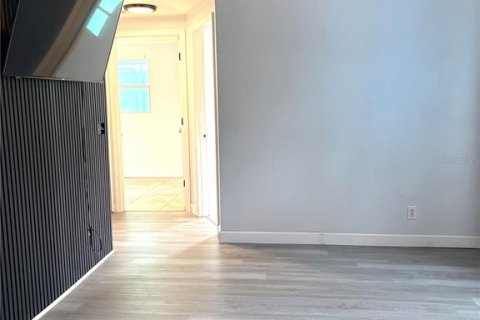 Casa en venta en Largo, Florida, 3 dormitorios, 102.1 m2 № 2381047 - foto 12