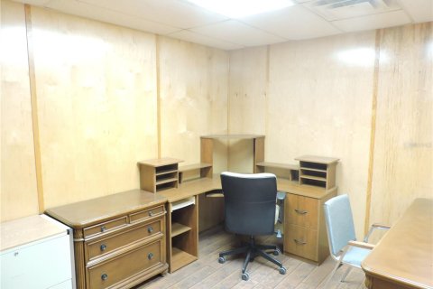 Immobilier commercial à vendre à Lake Wales, Floride: 182.09 m2 № 1684926 - photo 18