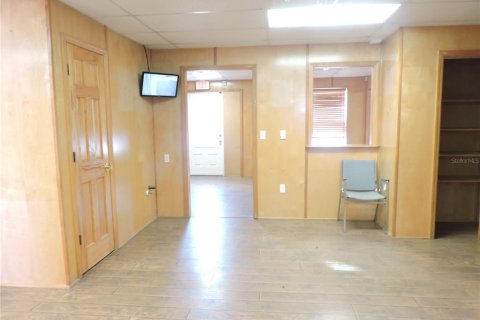 Immobilier commercial à vendre à Lake Wales, Floride: 182.09 m2 № 1684926 - photo 10