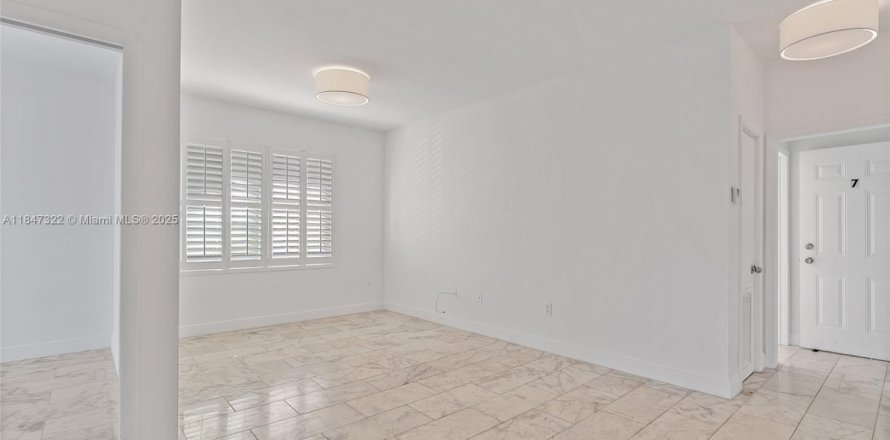 Condo à Miami Beach, Floride, 2 chambres № 1845743