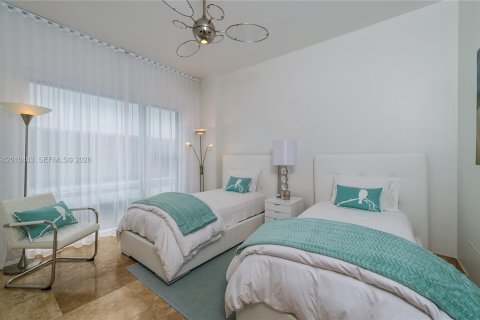 Condo in Miami Beach, Florida, 2 bedrooms  № 2076655 - photo 6