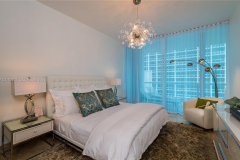 Condo in Miami Beach, Florida, 2 bedrooms  № 2076655 - photo 5