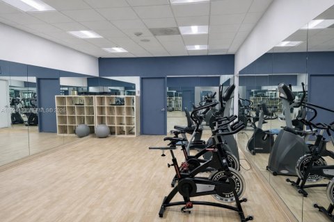 Condo in Sunny Isles Beach, Florida, 1 bedroom  № 2056062 - photo 13