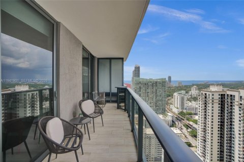 Copropriété à vendre à Miami, Floride: 1 chambre, 57.6 m2 № 1999016 - photo 2