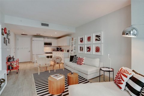 Copropriété à vendre à Miami, Floride: 1 chambre, 57.6 m2 № 1999016 - photo 10