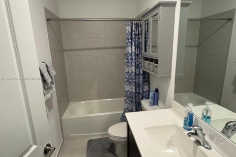 Adosado en venta en Miami, Florida, 3 dormitorios, 116.69 m2 № 1854988 - foto 11