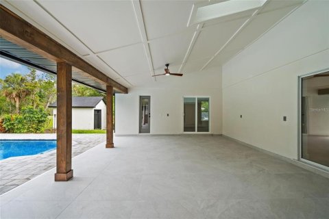 House in Windermere, Florida 4 bedrooms, 249.07 sq.m. № 1898858 - photo 29