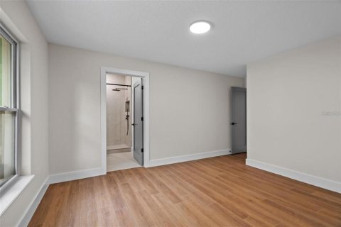 House in Windermere, Florida 4 bedrooms, 249.07 sq.m. № 1898858 - photo 23