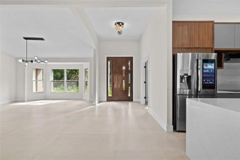 House in Windermere, Florida 4 bedrooms, 249.07 sq.m. № 1898858 - photo 7