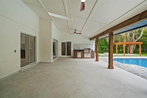 House in Windermere, Florida 4 bedrooms, 249.07 sq.m. № 1898858 - photo 28