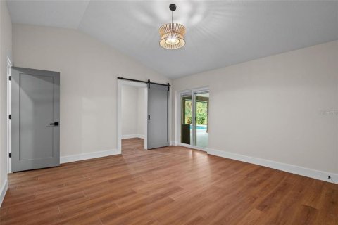 House in Windermere, Florida 4 bedrooms, 249.07 sq.m. № 1898858 - photo 16