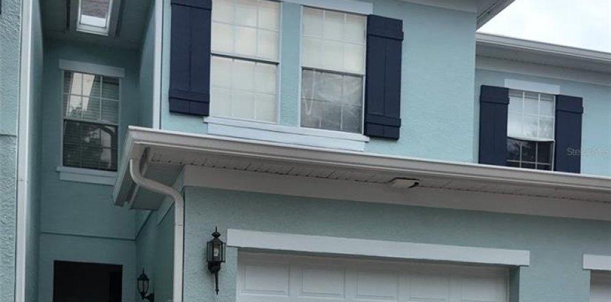 Adosado en Orlando, Florida 3 dormitorios, 147.81 m2 № 1908051