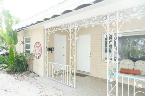 Propiedad comercial en venta en Sarasota, Florida, 10 dormitorios, 412.02 m2 № 1826464 - foto 18