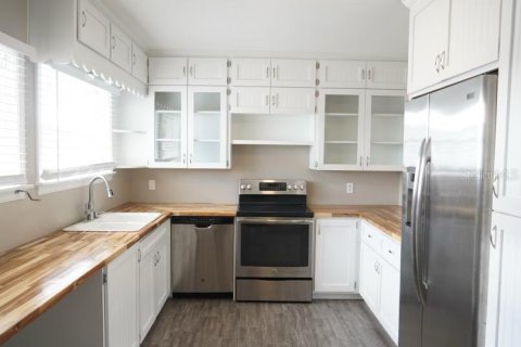 Propiedad comercial en venta en Sarasota, Florida, 10 dormitorios, 412.02 m2 № 1826464 - foto 5