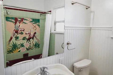 Propiedad comercial en venta en Sarasota, Florida, 10 dormitorios, 412.02 m2 № 1826464 - foto 12