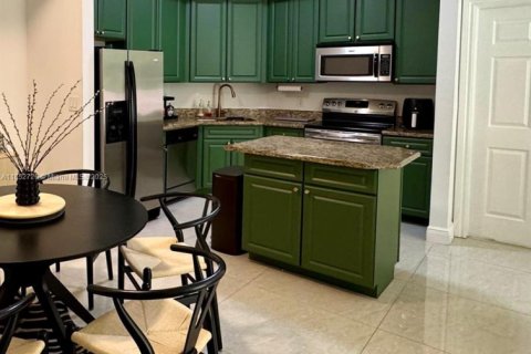 Condo in Aventura, Florida, 2 bedrooms  № 1877545 - photo 15