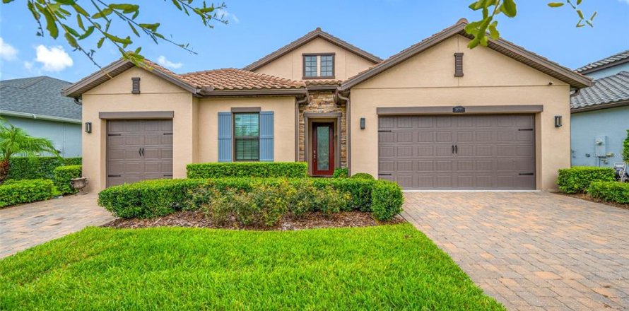 Casa en Lutz, Florida 4 dormitorios, 242.75 m2 № 2284157
