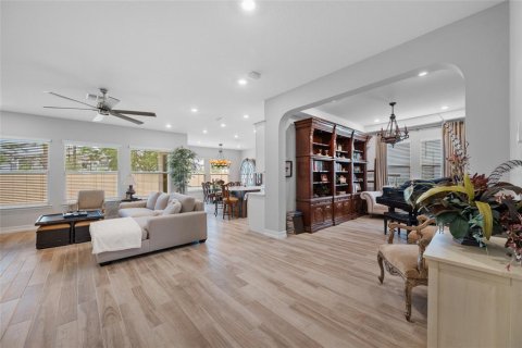 Casa en alquiler en Lutz, Florida, 4 dormitorios, 242.75 m2 № 2284157 - foto 14