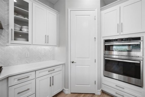 Casa en alquiler en Lutz, Florida, 4 dormitorios, 242.75 m2 № 2284157 - foto 28