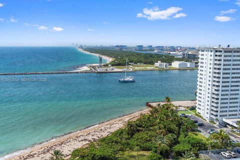 Condo in Fort Lauderdale, Florida, 1 bedroom № 2244352