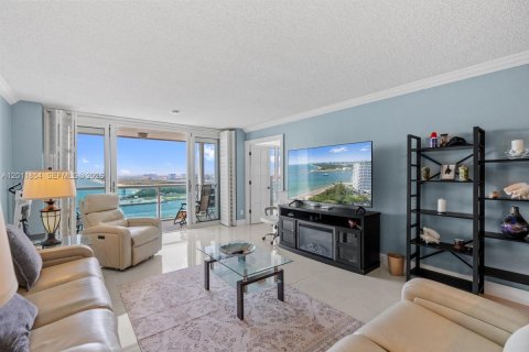 Condo in Fort Lauderdale, Florida, 1 bedroom  № 2244352 - photo 10