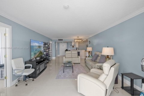Condo in Fort Lauderdale, Florida, 1 bedroom  № 2244352 - photo 9