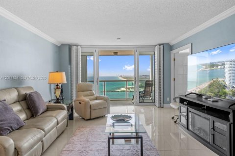 Condo in Fort Lauderdale, Florida, 1 bedroom  № 2244352 - photo 6