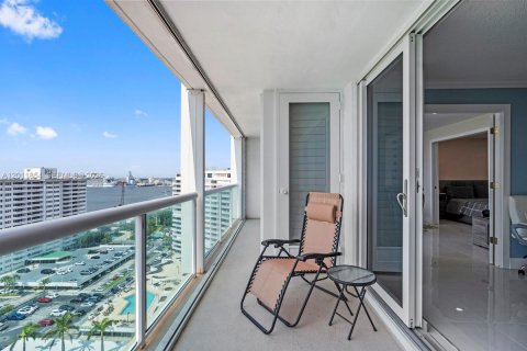 Condo in Fort Lauderdale, Florida, 1 bedroom  № 2244352 - photo 4