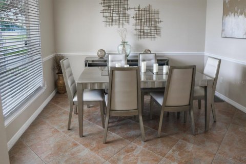 Villa ou maison à vendre à Kissimmee, Floride: 5 chambres, 272.2 m2 № 2092665 - photo 6