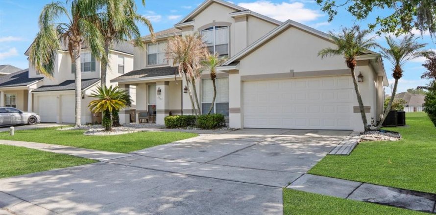 Villa ou maison à Kissimmee, Floride 5 chambres, 272.2 m2 № 2092665