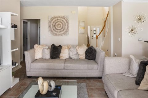 Villa ou maison à vendre à Kissimmee, Floride: 5 chambres, 272.2 m2 № 2092665 - photo 10