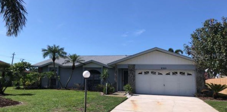 Casa en Bradenton, Florida 3 dormitorios, 173.91 m2 № 1918993