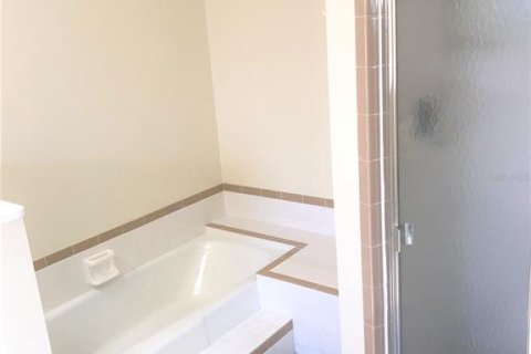 Casa en alquiler en Bradenton, Florida, 3 dormitorios, 173.91 m2 № 1918993 - foto 19