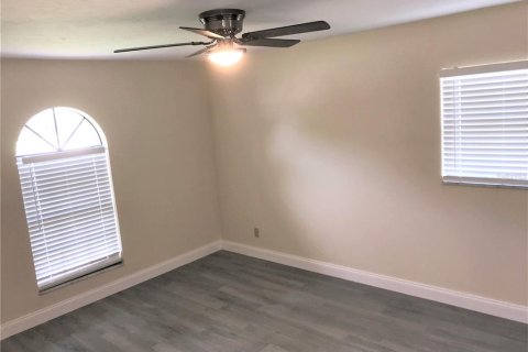 Casa en alquiler en Bradenton, Florida, 3 dormitorios, 173.91 m2 № 1918993 - foto 14