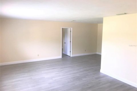 Casa en alquiler en Bradenton, Florida, 3 dormitorios, 173.91 m2 № 1918993 - foto 6