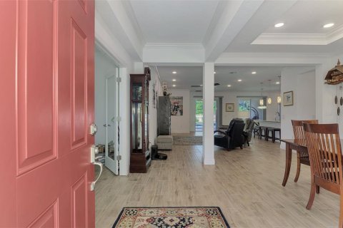 Купить виллу или дом в Норт-Порт, Флорида 11 комнат, 225.85м2, № 2157552 - фото 9