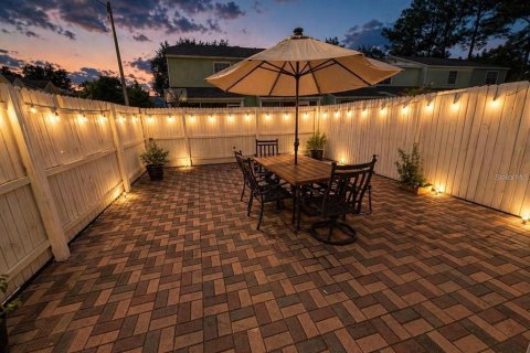 Townhouse in Orlando, Florida 2 bedrooms, 100.8 sq.m. № 2379123 - photo 24