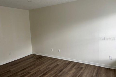 Townhouse in Orlando, Florida 2 bedrooms, 100.8 sq.m. № 2379123 - photo 20