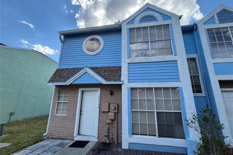 Townhouse in Orlando, Florida 2 bedrooms, 100.8 sq.m. № 2379123