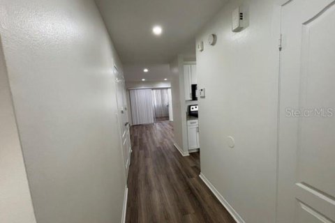 Townhouse in Orlando, Florida 2 bedrooms, 100.8 sq.m. № 2379123 - photo 4