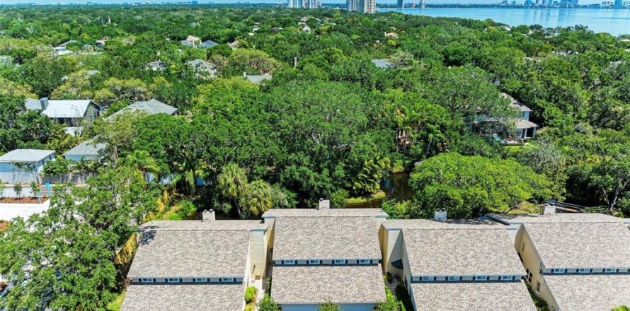 Touwnhouse à Tampa, Floride 3 chambres, 170.29 m2 № 2339738