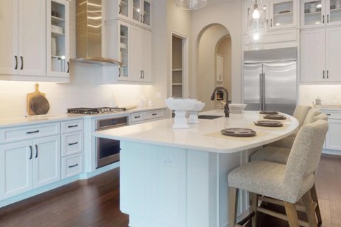 Casa en venta en Lutz, Florida, 4 dormitorios, 418 m2 № 203831 - foto 1