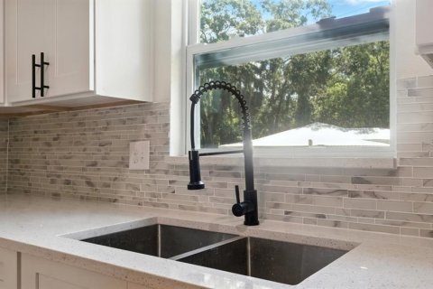 Casa en venta en Tampa, Florida, 3 dormitorios, 149.02 m2 № 1915066 - foto 14