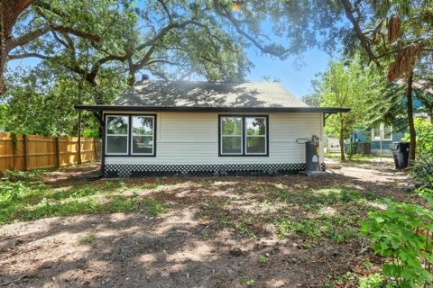 Casa en venta en Tampa, Florida, 3 dormitorios, 149.02 m2 № 1915066 - foto 28