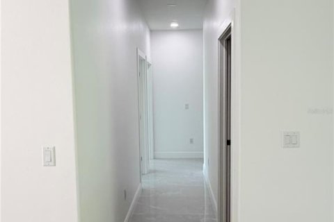 Villa ou maison à louer à Tampa, Floride: 3 chambres, 178.37 m2 № 2351451 - photo 16