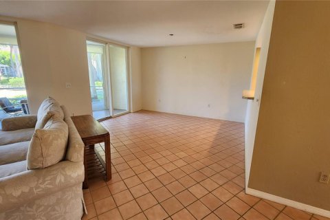 Copropriété à vendre à Bradenton, Floride: 2 chambres, 124.58 m2 № 2107381 - photo 17
