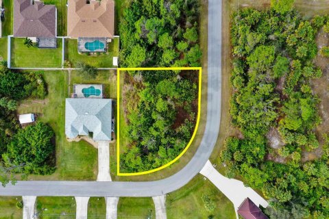 Land in North Port, Florida № 1055110 - photo 1