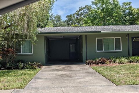 Villa ou maison à louer à Sarasota, Floride: 3 chambres, 148.74 m2 № 2411431 - photo 2