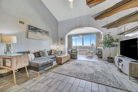 Copropriété à louer à Bradenton, Floride: 3 chambres, 184.69 m2 № 2214523 - photo 8